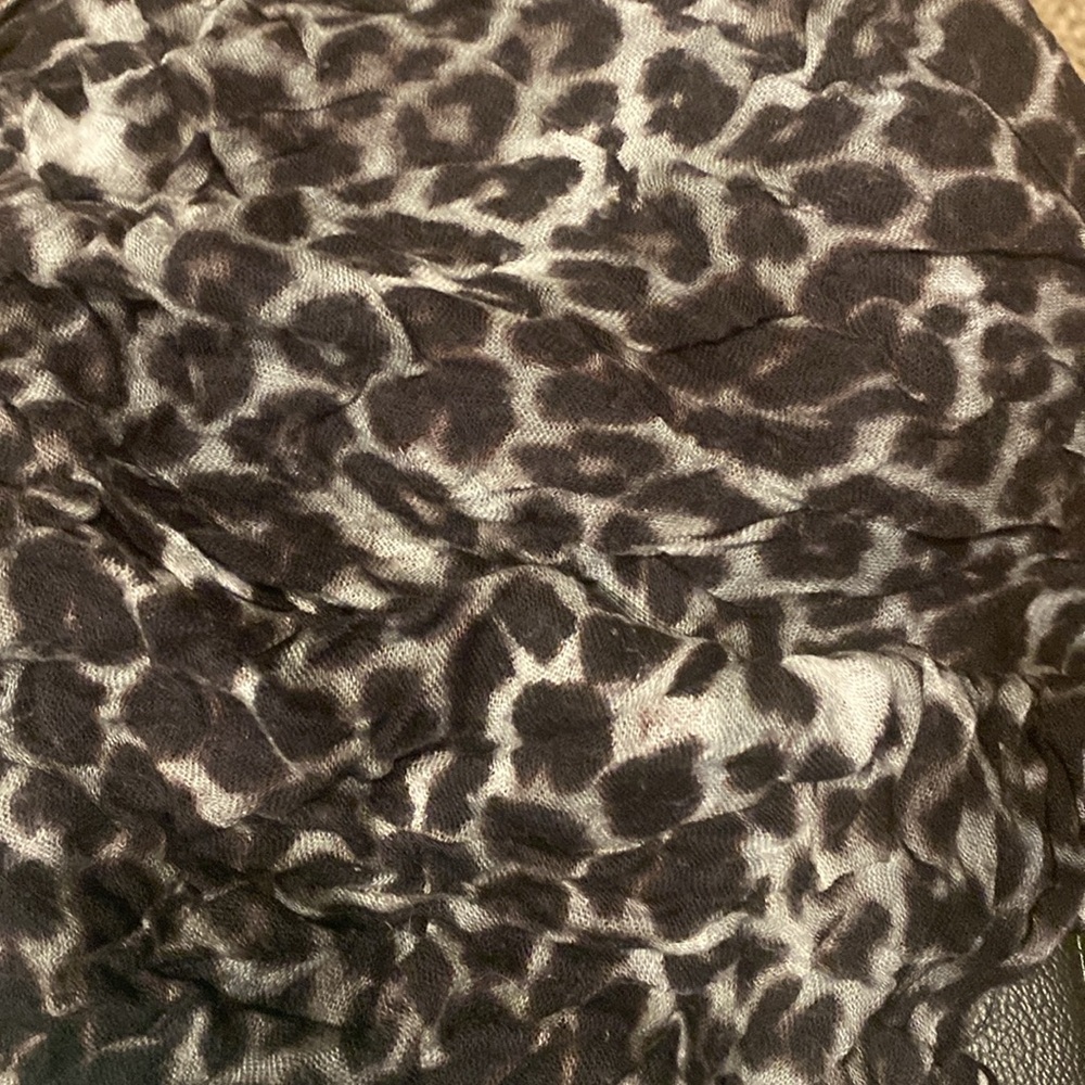 Assorted Patterned Scarves Collection - Picture 2 of 5